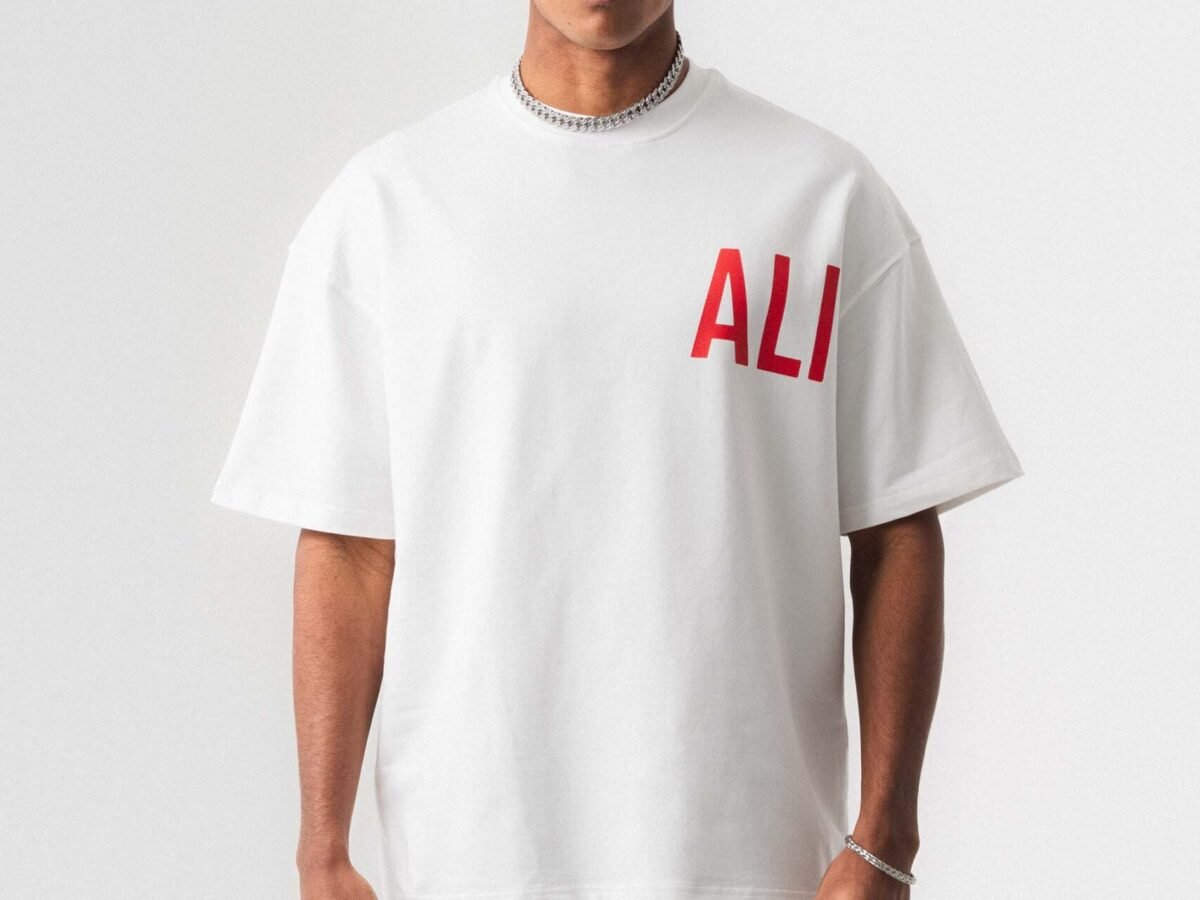 Muhammed Ali Beyaz Oversize Baskılı T-Shirt