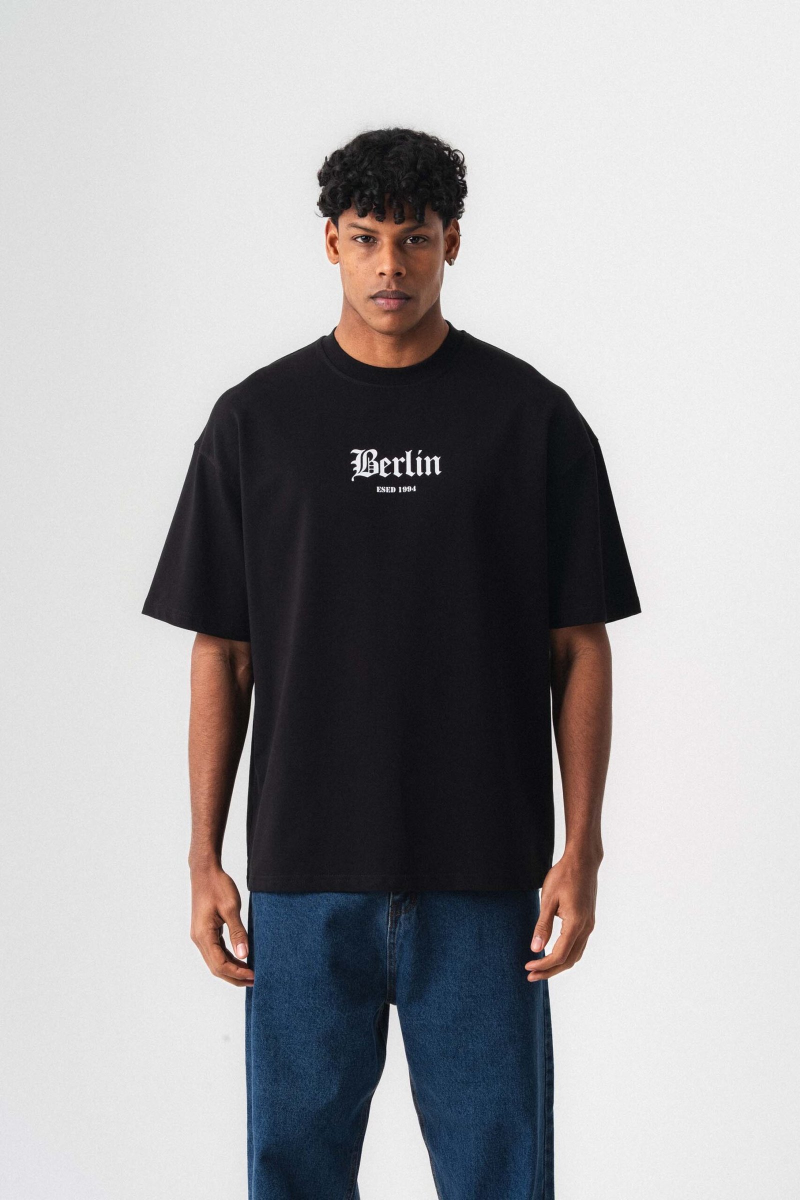 berlin-oversize-tshirt-berlin-merter-kalin-kisa-kollu-tshirt_2.jpg