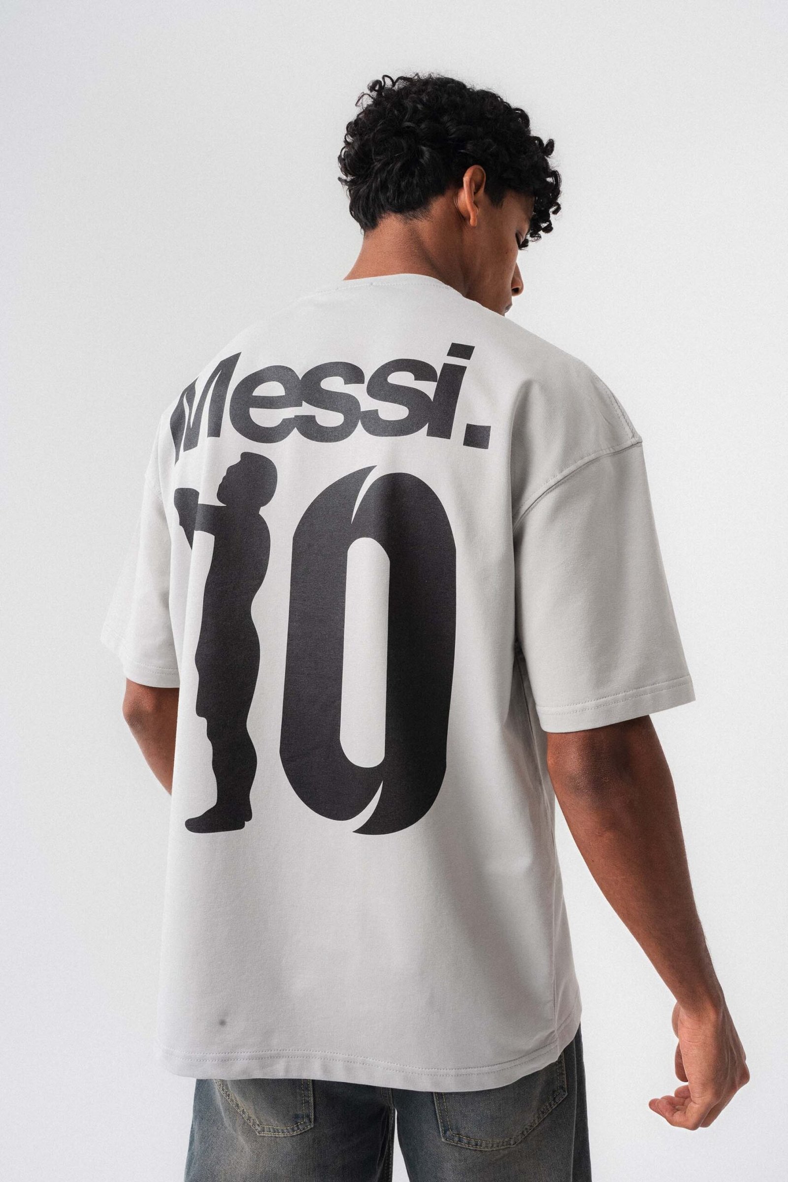 messi-tshirt-oversize_20.jpg