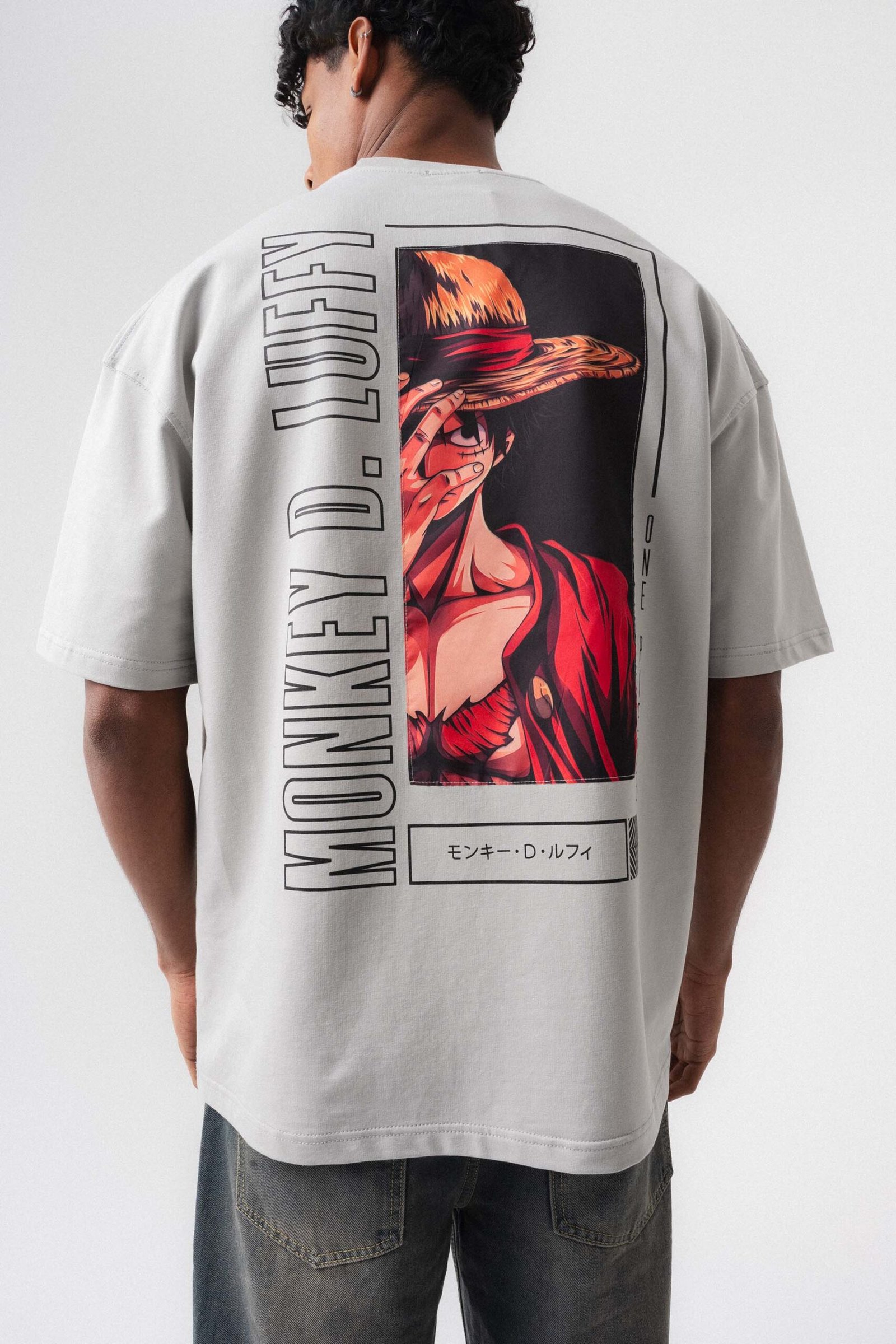 monkey-d-luffy-oversize-tshirt_19_dc8e533f-a16a-4360-9341-95fd5a13fe8d.jpg
