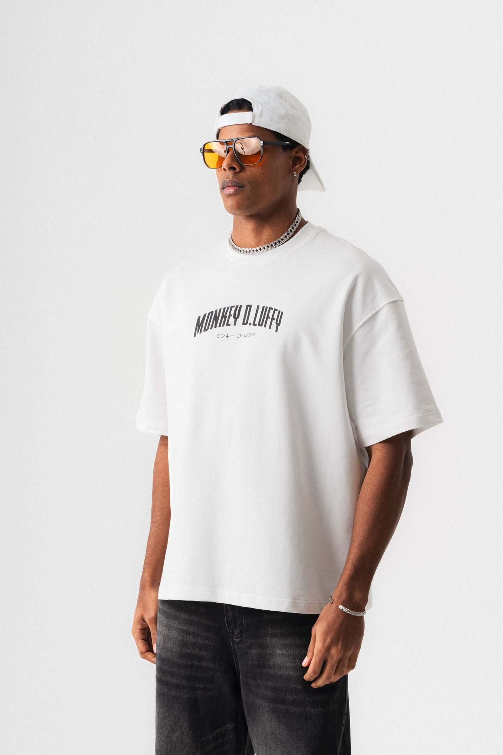 monkey-d-luffy-oversize-tshirt_24_f3d6e99e-1b49-4544-b7c0-366683b18300.jpg