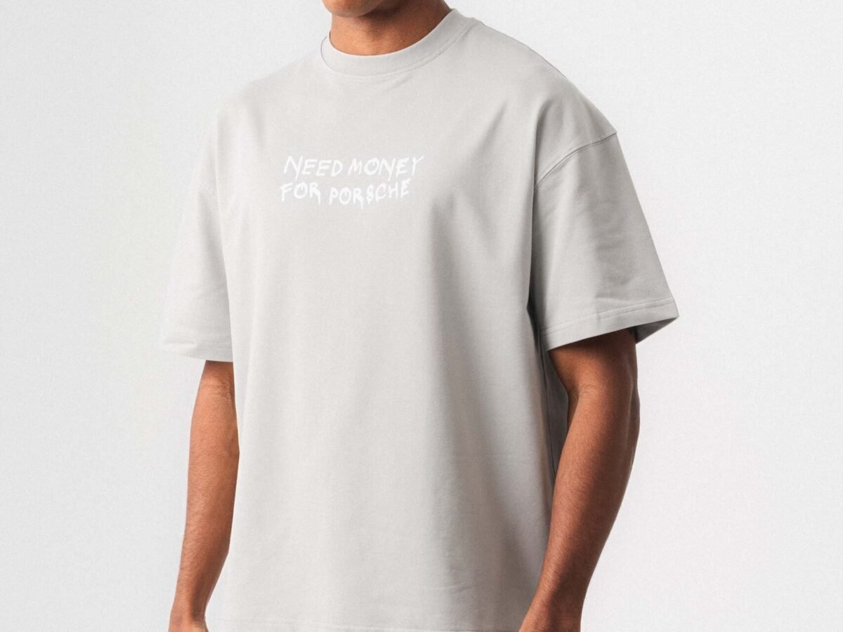 Need Money For Porsche Gri Oversize Baskılı T-Shirt