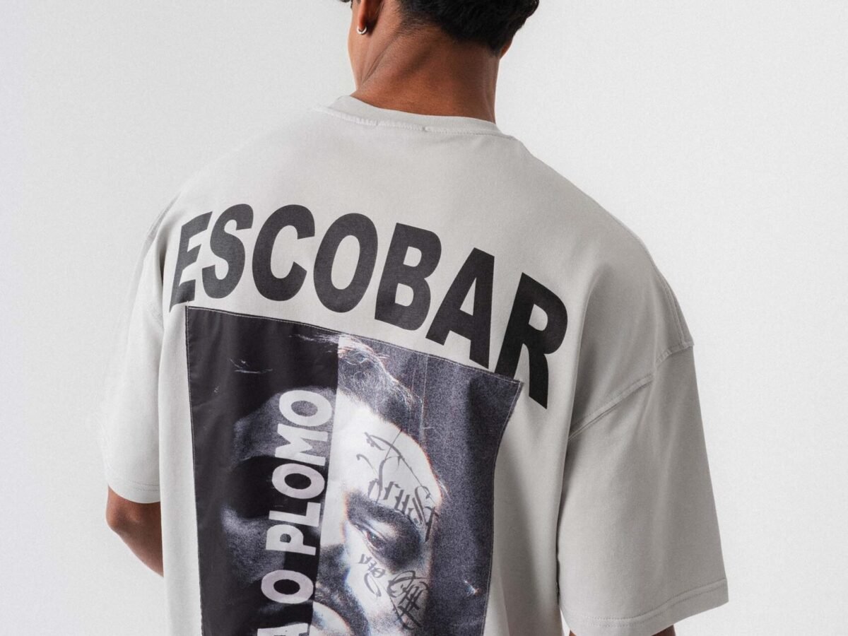 Pablo Emilio Escobar Gri Oversize Baskılı T-Shirt