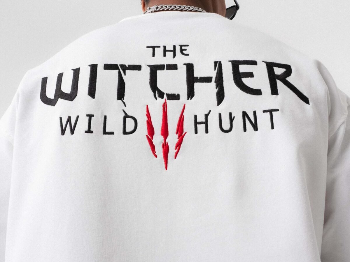 The Witcher Beyaz Oversize Baskılı T-Shirt