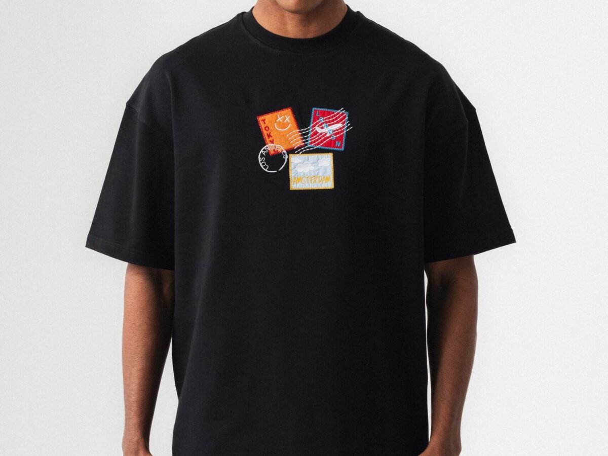 Tokyo Patchli Siyah Oversize Baskılı T-Shirt