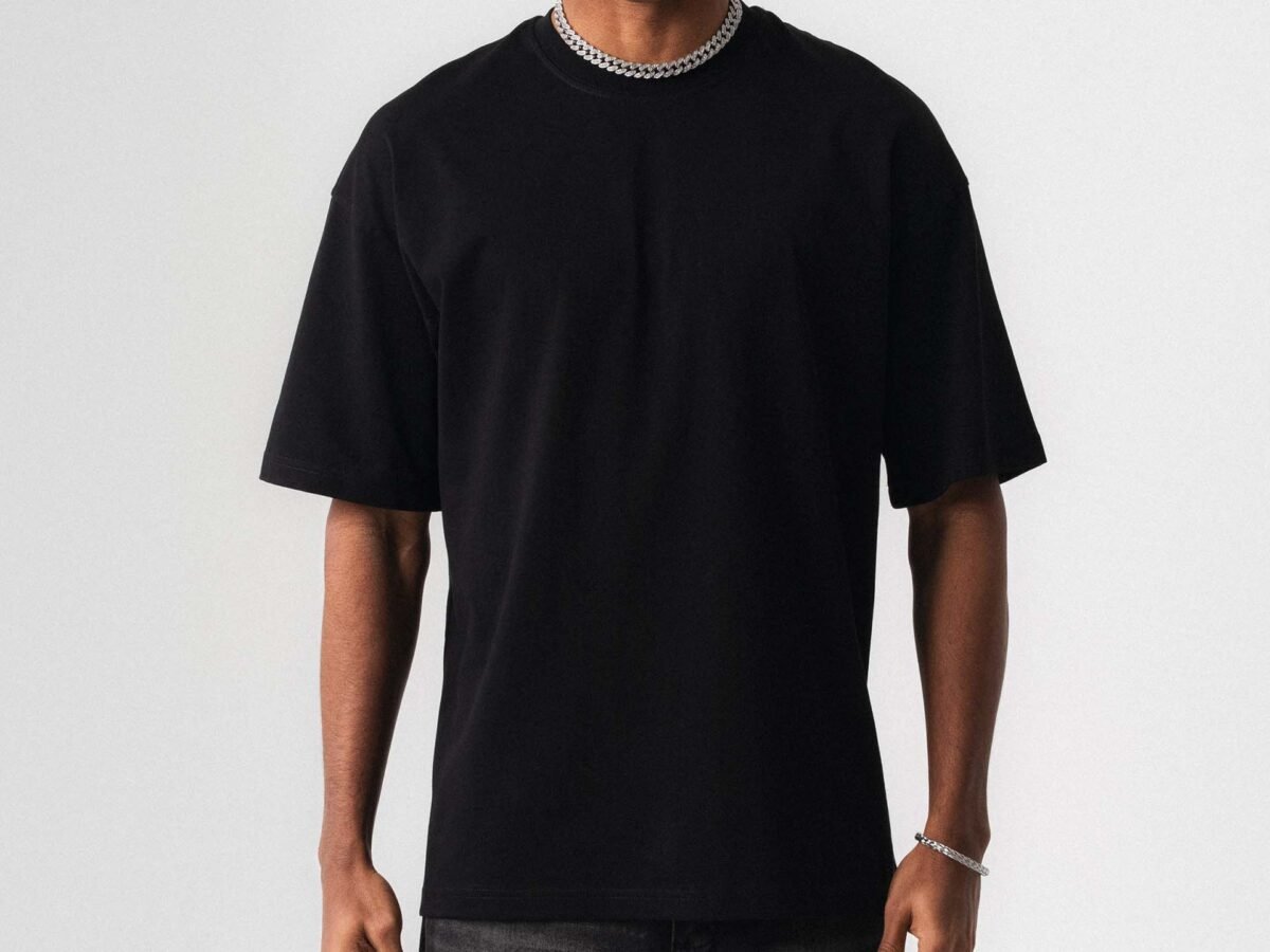 Oversize Basic Black T-Shirt