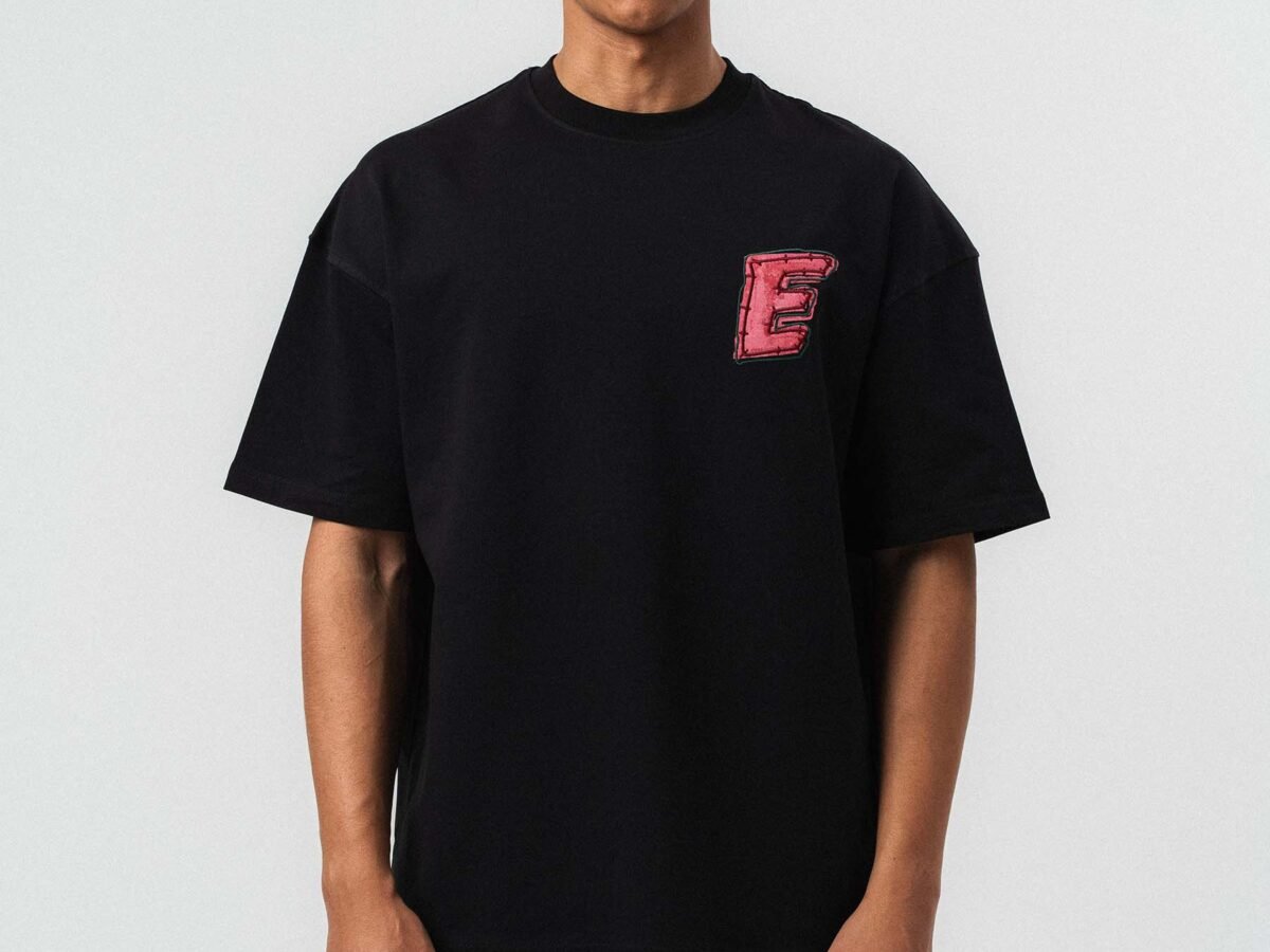 Yes Art and Embroidered Black Premium Oversize Printed T-Shirt