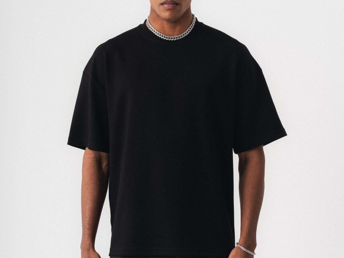 Oversize Basic Black T-Shirt